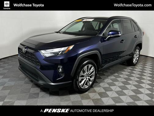 2023 Toyota RAV4 XLE Premium