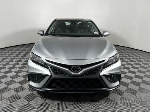 Celestial Silver Metallic 2024 Toyota Camry SE