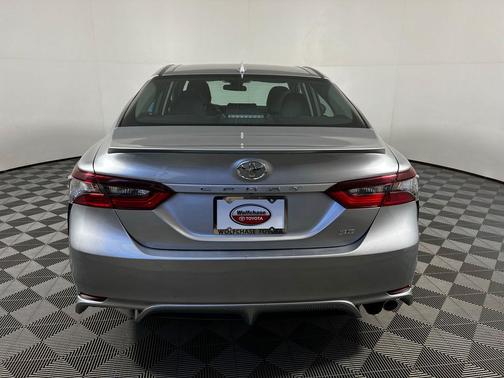 Celestial Silver Metallic 2024 Toyota Camry SE