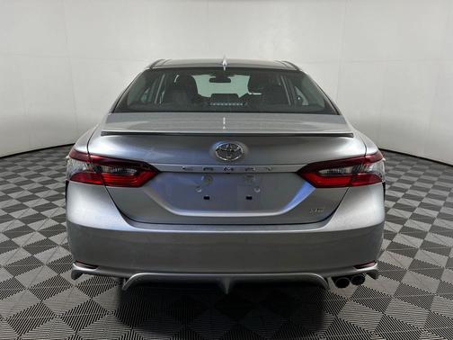 Celestial Silver Metallic 2024 Toyota Camry SE
