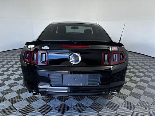 BLACK 2013 Ford Mustang GT Premium