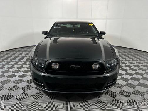 BLACK 2013 Ford Mustang GT Premium