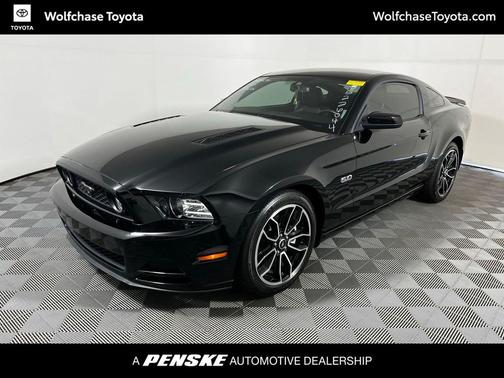 BLACK 2013 Ford Mustang GT Premium