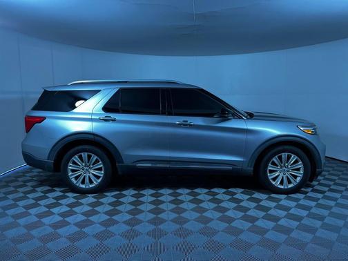 ICONIC SILVER METALLIC 2021 Ford Explorer Limited
