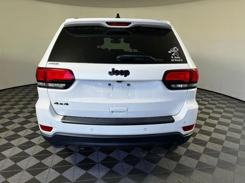 2018 Jeep Grand Cherokee Upland