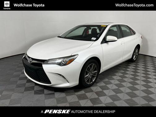 2017 Toyota Camry SE