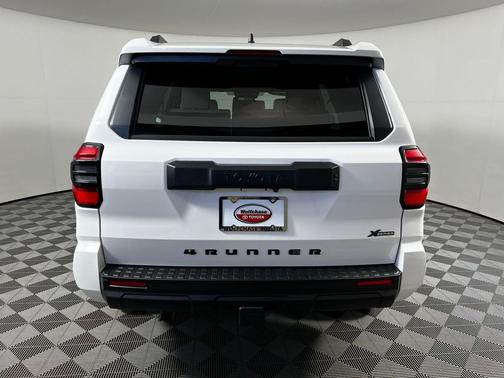 Ice Cap 2026 Toyota 4Runner SR5