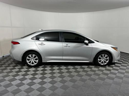 Classic Silver Metallic 2025 Toyota Corolla LE