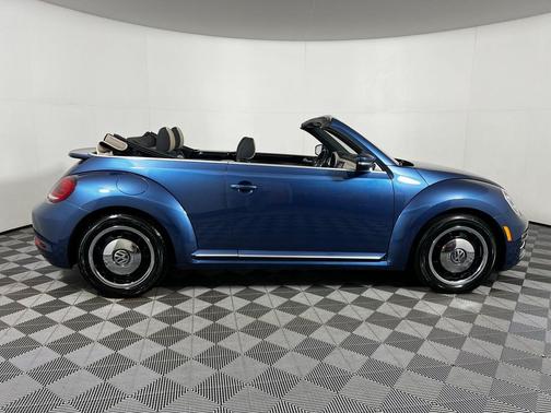 2018 Volkswagen Beetle 2.0T S