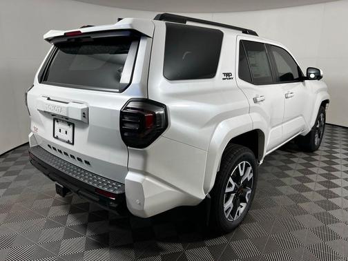 2025 Toyota 4Runner TRD Off Road