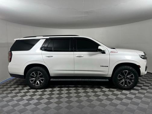 Iridescent Pearl Tricoat 2022 Chevrolet Tahoe 4WD Z71