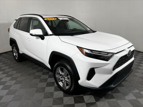 2023 Toyota RAV4 XLE