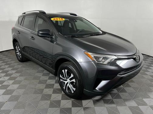Magnetic Gray Metallic 2018 Toyota RAV4 LE