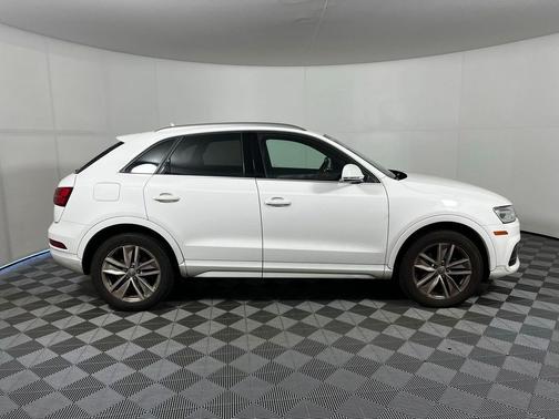 2016 Audi Q3 2.0T Premium Plus