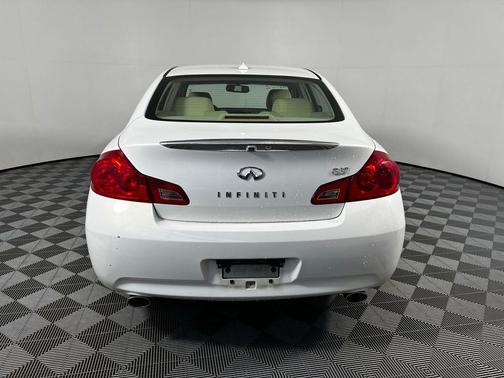 2009 INFINITI G37 Journey