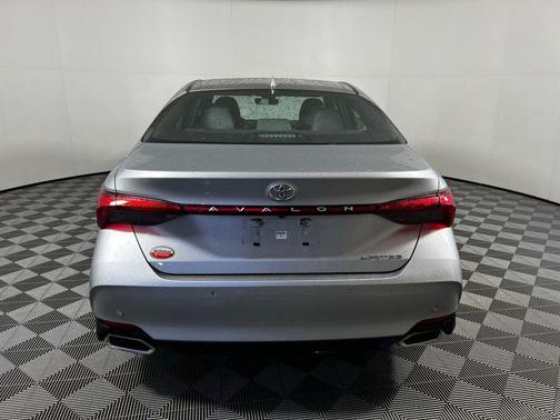2019 Toyota Avalon Limited