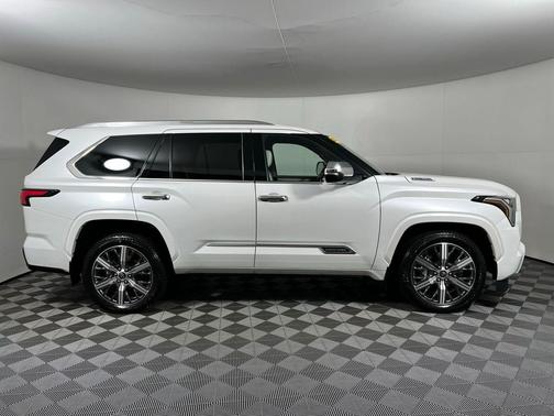 2023 Toyota Sequoia Capstone