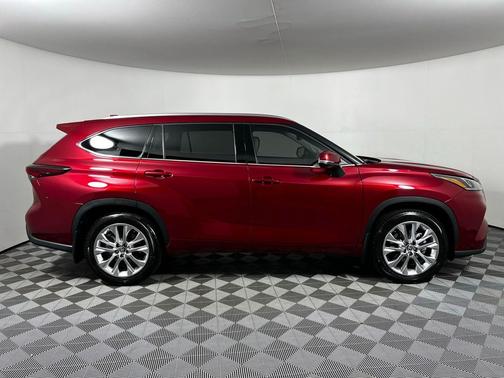 2025 Toyota Highlander Limited