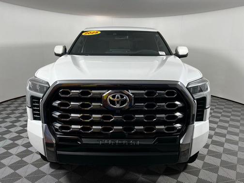Wind Chill Pearl 2025 Toyota Tundra Platinum