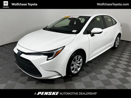 2025 Toyota Corolla Hybrid SE