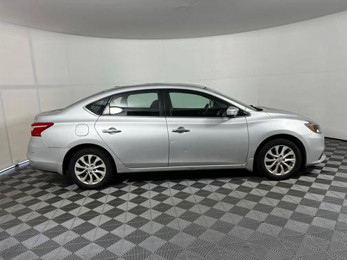Brilliant Silver Metallic 2019 Nissan Sentra SV