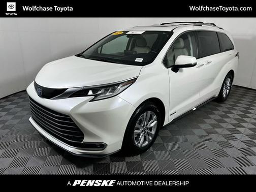 2021 Toyota Sienna Limited 7-Passenger