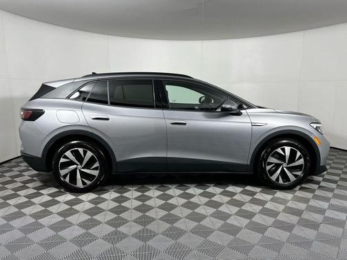 2025 Volkswagen ID.4 Pro