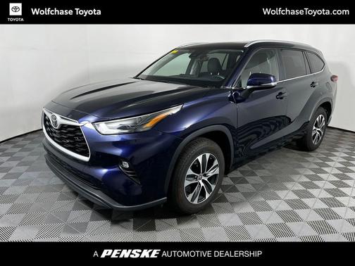 2024 Toyota Highlander XLE