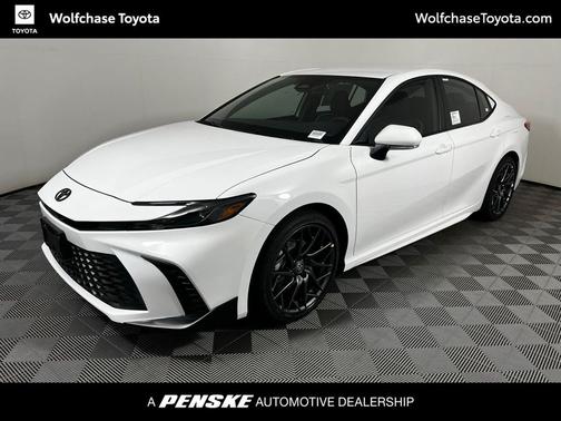 Ice Cap 2026 Toyota Camry SE