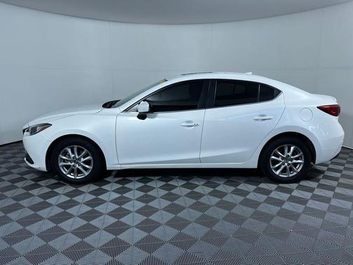 Snowflake White Pearl Mica 2016 Mazda Mazda3 i Touring