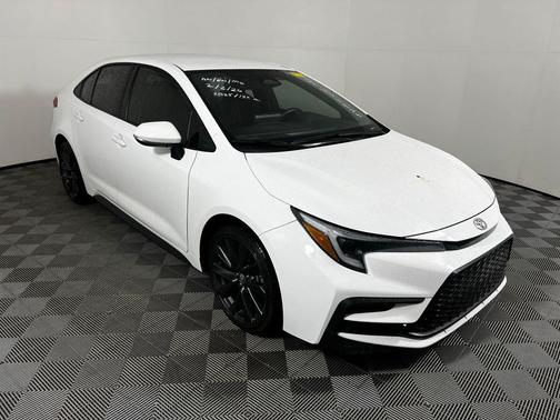 2025 Toyota Corolla SE