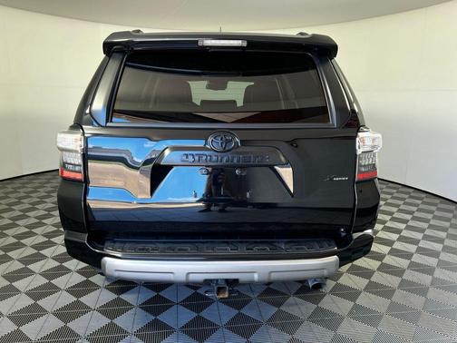 Midnight Black Metallic 2022 Toyota 4Runner TRD Off Road Premium