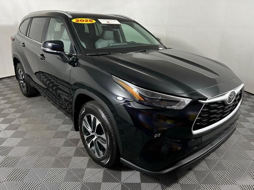 2026 Toyota Highlander XLE
