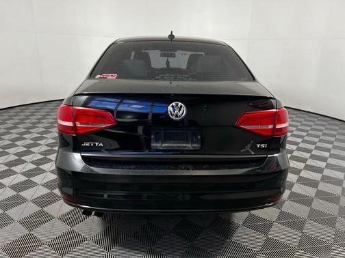 2015 Volkswagen Jetta 1.8T Sport