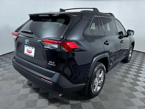 Midnight Black Metallic 2022 Toyota RAV4 Hybrid XLE