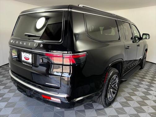 2023 Jeep Wagoneer L Series II 4x4