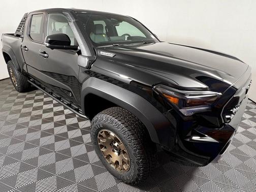 2025 Toyota Tacoma Hybrid Trailhunter