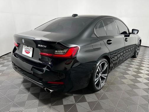 2023 BMW 330 330i