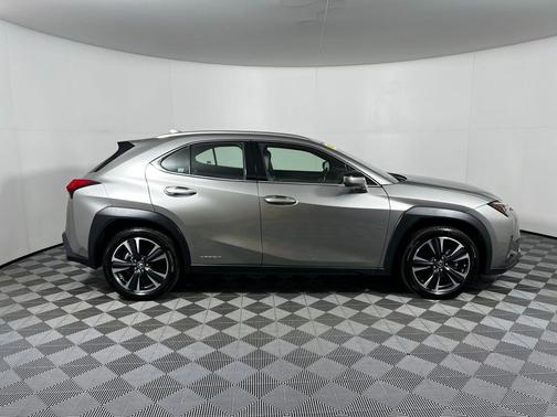 2021 Lexus UX 250h Base