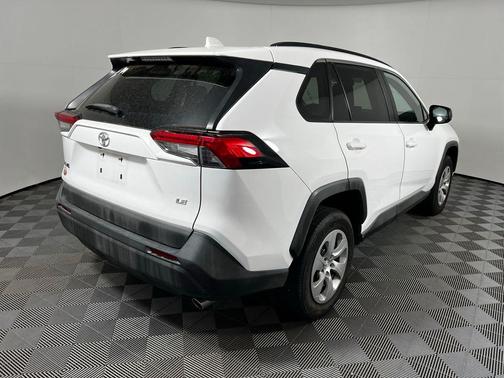 Super White 2020 Toyota RAV4 LE