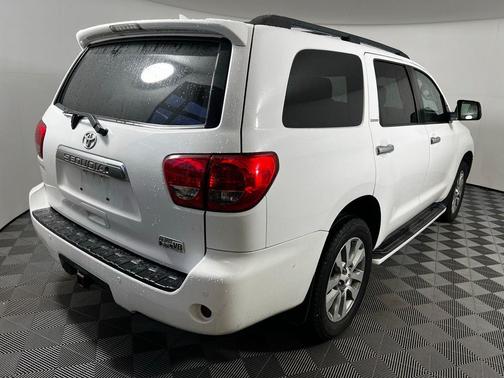 2015 Toyota Sequoia Limited