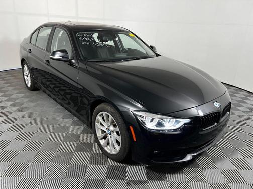 Jet Black 2018 BMW 320 i