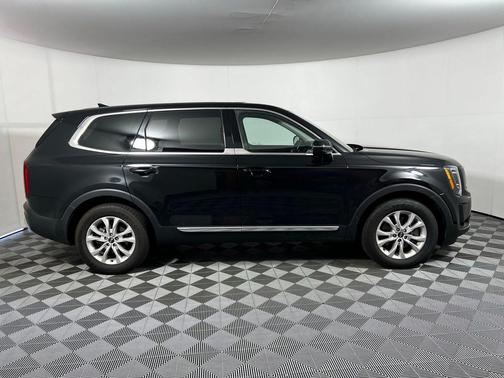 Ebony Black 2020 Kia Telluride LX