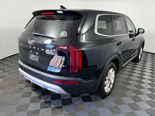 Ebony Black 2020 Kia Telluride LX