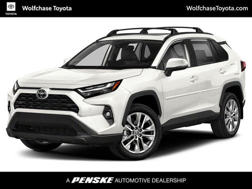 Ice Cap 2024 Toyota RAV4 XLE