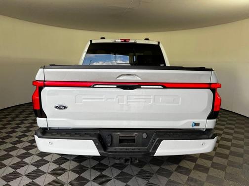 Avalanche 2023 Ford F-150 Lightning Platinum