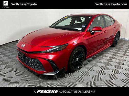 Supersonic Red 2025 Toyota Camry SE