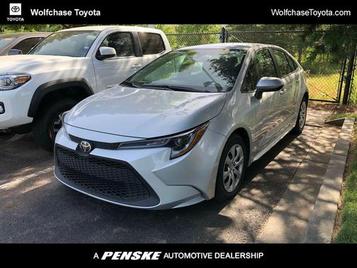 Photo 1 of 21 of 2021 Toyota Corolla LE