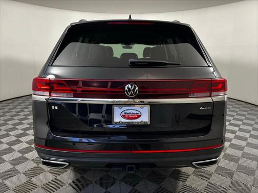2024 Volkswagen Atlas 2.0T SE w/Technology 4MOTION