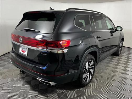 2024 Volkswagen Atlas 2.0T SE w/Technology 4MOTION